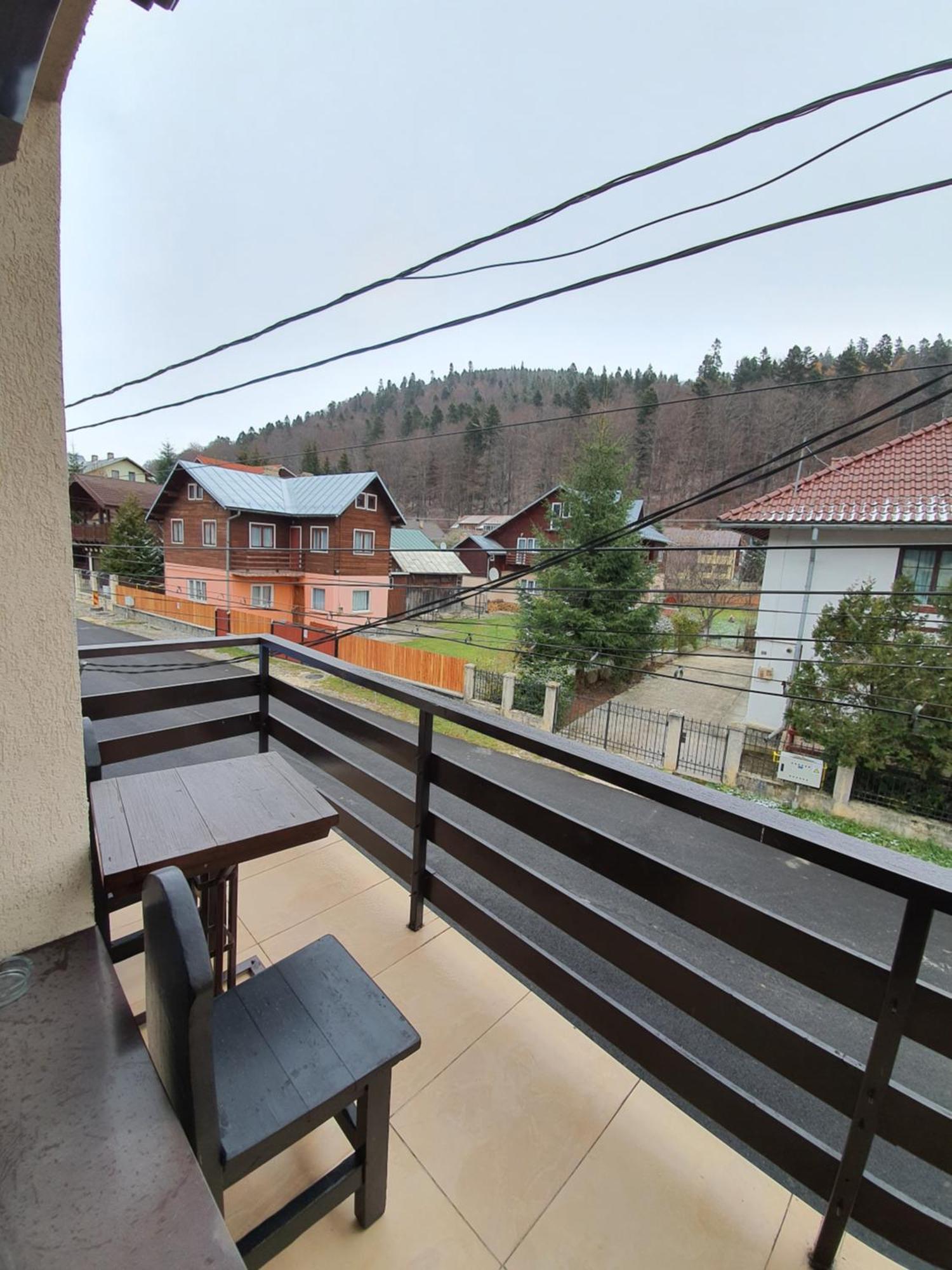 Pensiunea Public House Buşteni Værelse billede
